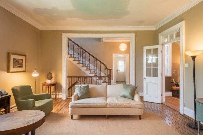 Les étapes clés pour réussir la rénovation d’un bien immobilier ancien en alliant home staging et plan architectural